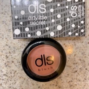 DLS blush